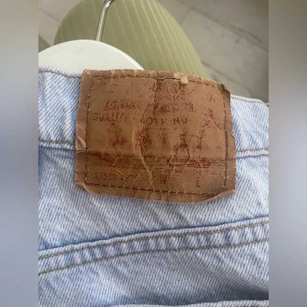 Levis Vintage 90s JEANS‎  Size 25 Raw hem 17512-4375
